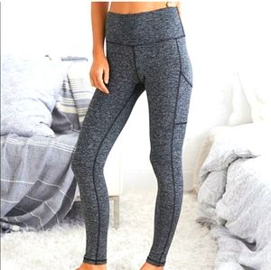 Aerie chill. Play. Move